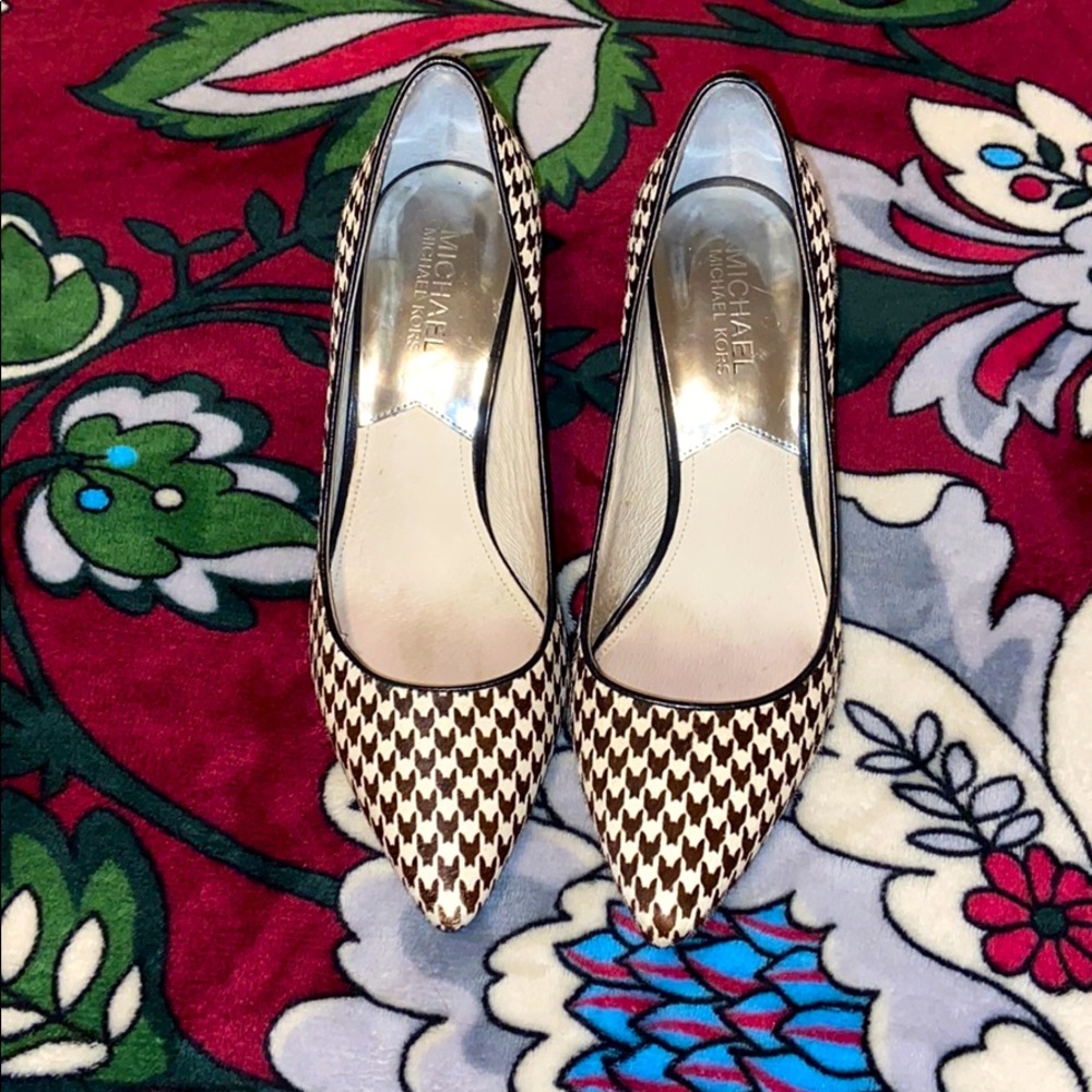 ✨Michael Kors Pumps✨